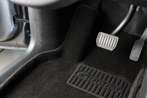 Tesla OEM Floor Mats: A New Supply Chain Model for Overseas Wholesale