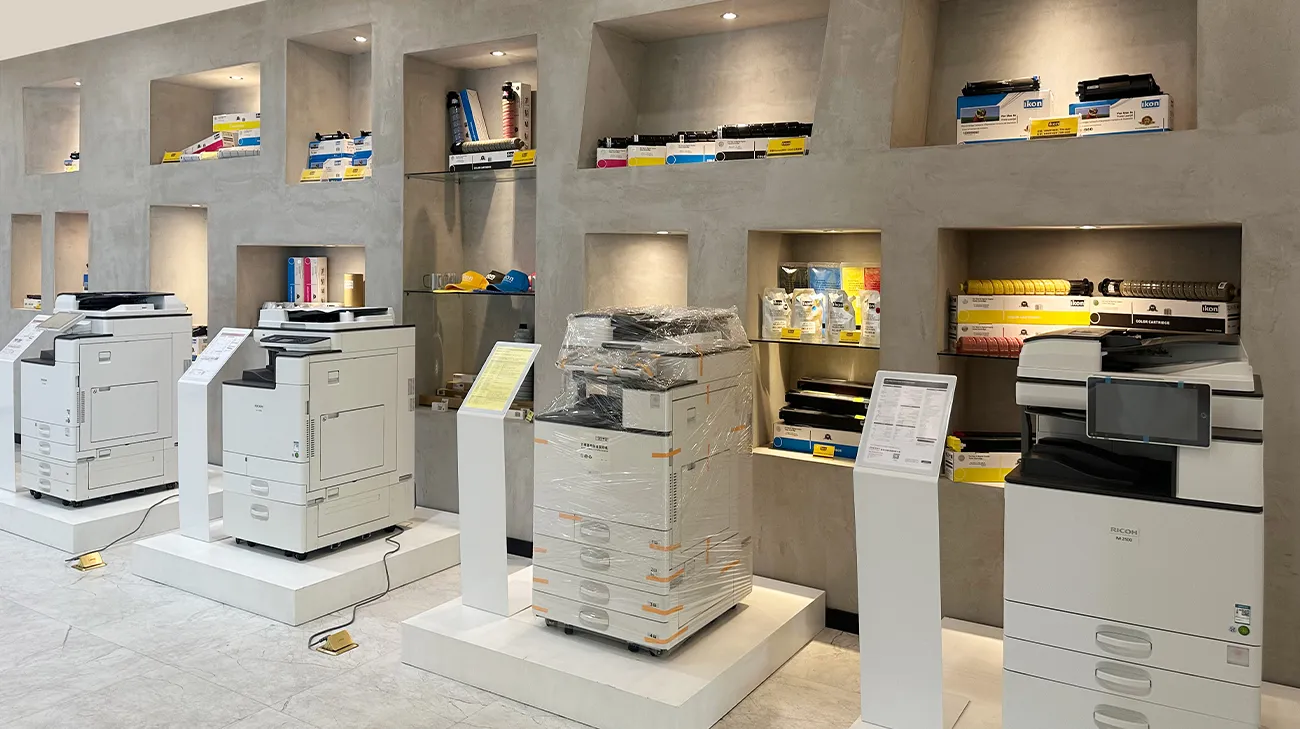 Currently, IKON INTL holds authorized distribution status for RICOH and CANON’s brand-new printers and copiers in China, and maintains a strategic partnership with toner manufacturers in Japan and Taiwan.