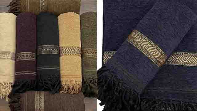 6.5NM dyed dark black chenille yarn for traditional scarves and shawls